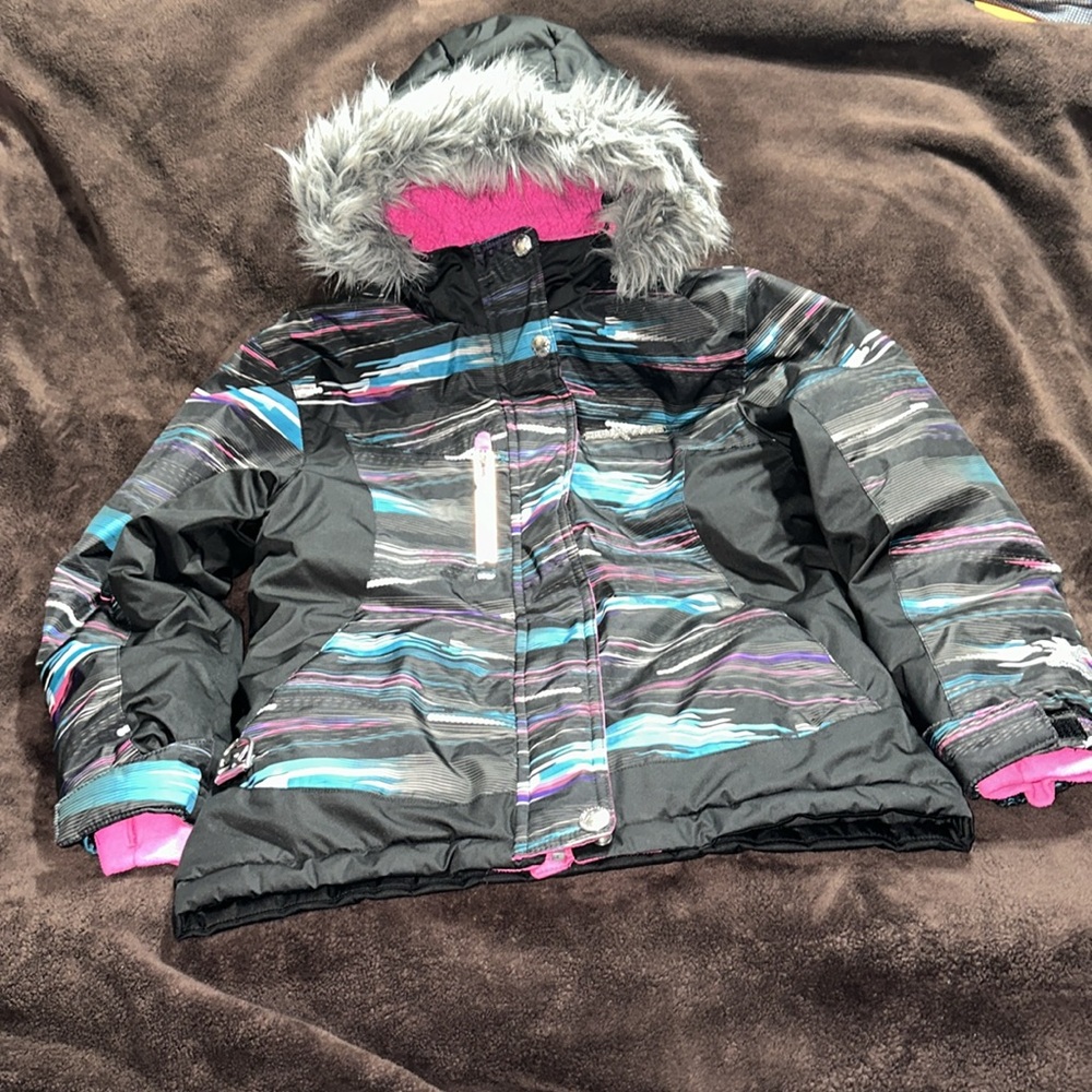 ZEROXPOSUR: GIRLS BLACK/MULTICOLOR STRIPE  PUFFER COAT. Size 10-12 Medium. - Picture 2 of 14